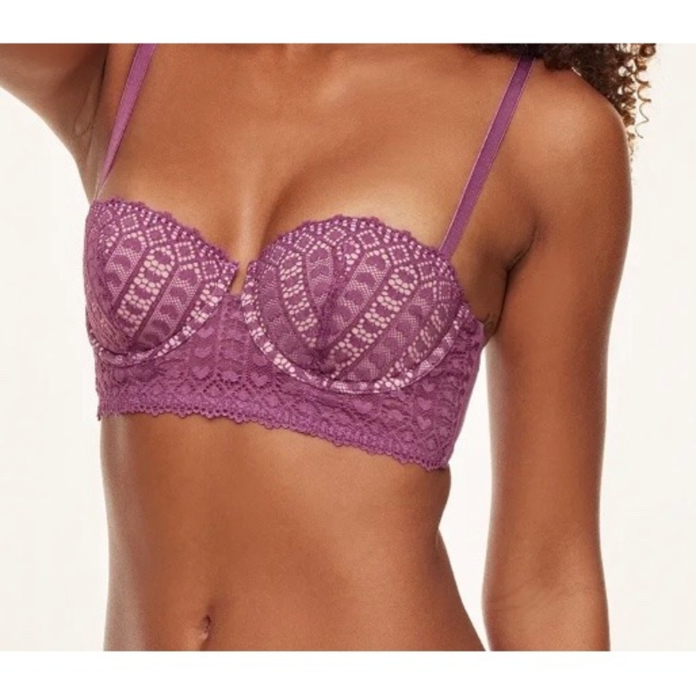 Adore Me
Women's Nymphadora Contour Balconette Bra Purple Lace Hearts Size‎ 36B